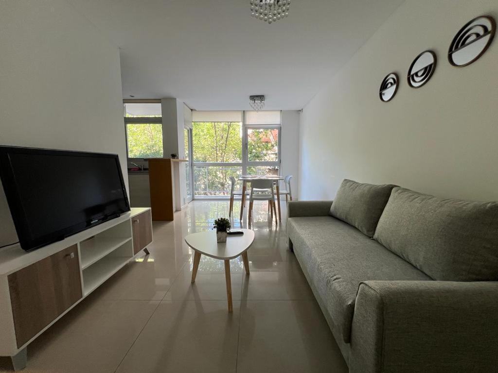 Semipiso 2 Ambientes Zona Shopping Apartment *
